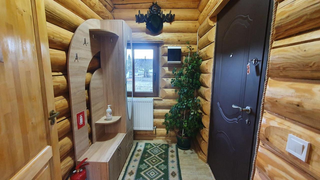 Cabana Alesia, Relaxare La Poalele Raraului Câmpulung Moldovenesc Exterior photo