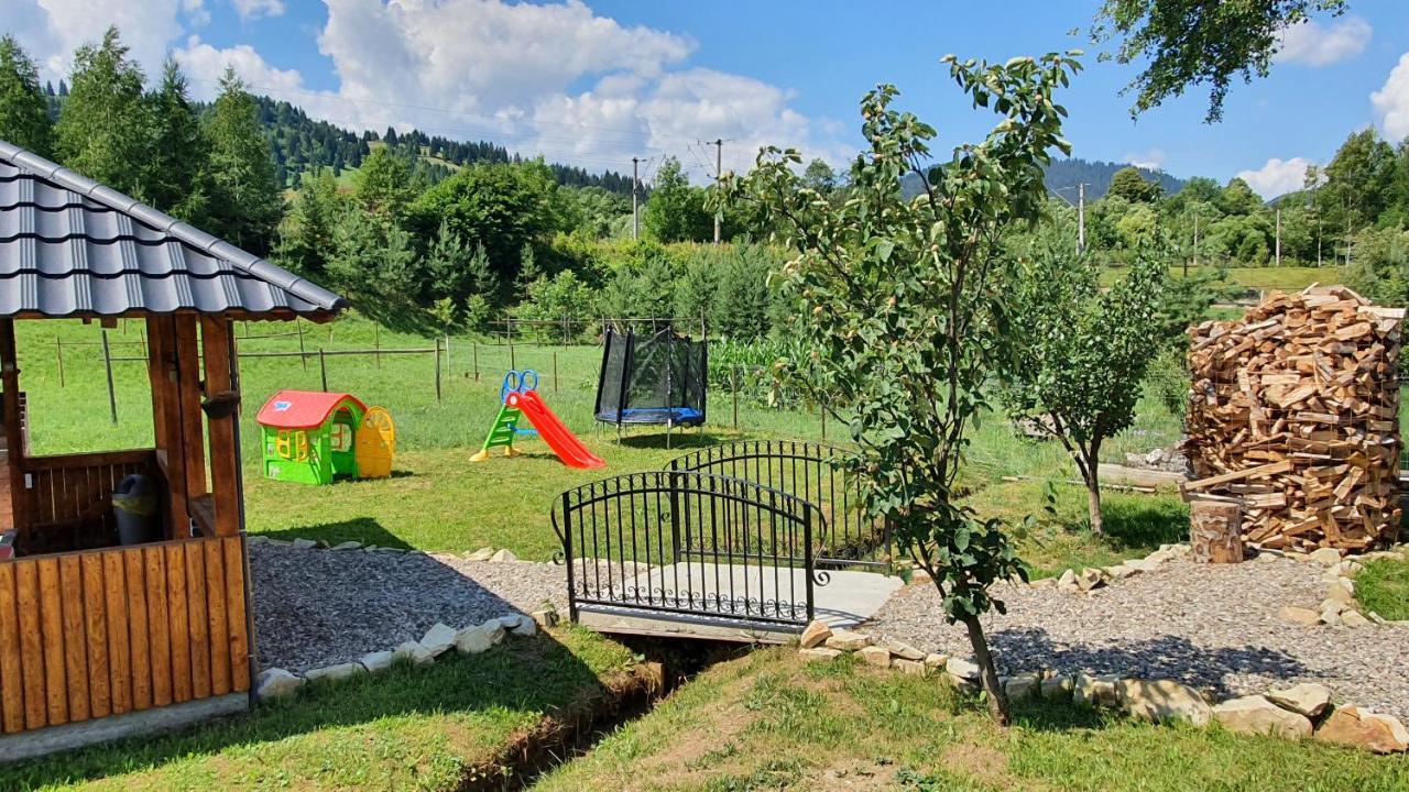 Cabana Alesia, Relaxare La Poalele Raraului Câmpulung Moldovenesc Exterior photo