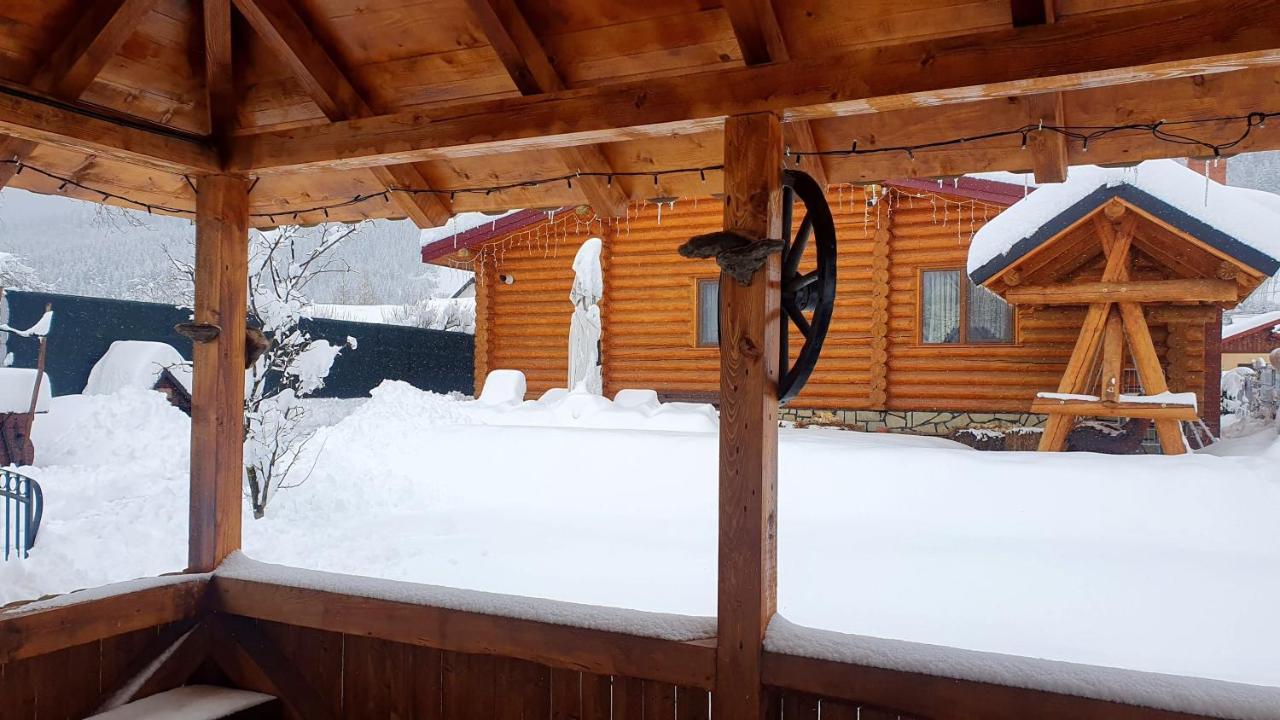 Cabana Alesia, Relaxare La Poalele Raraului Câmpulung Moldovenesc Exterior photo
