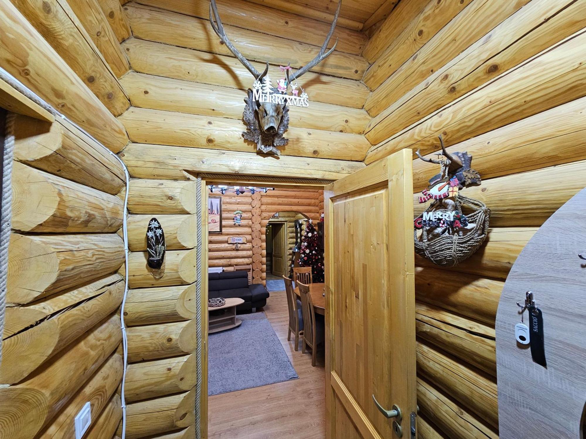 Cabana Alesia, Relaxare La Poalele Raraului Câmpulung Moldovenesc Exterior photo